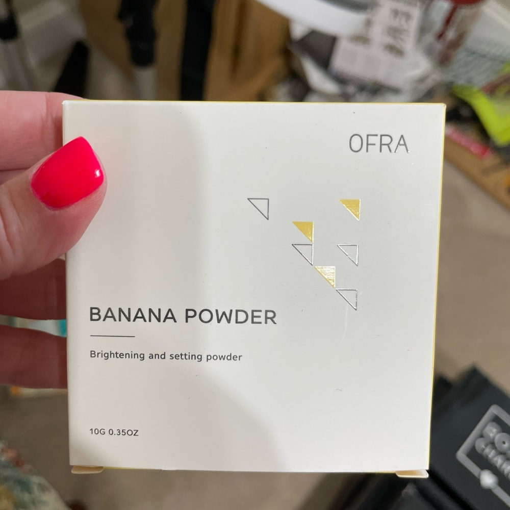 Ofra banana powder setting powder